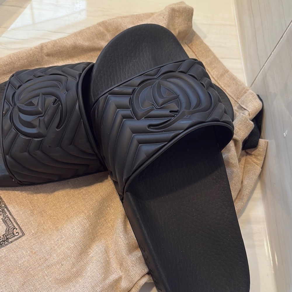 Gucci Black Designer Sandals with Textured Upper